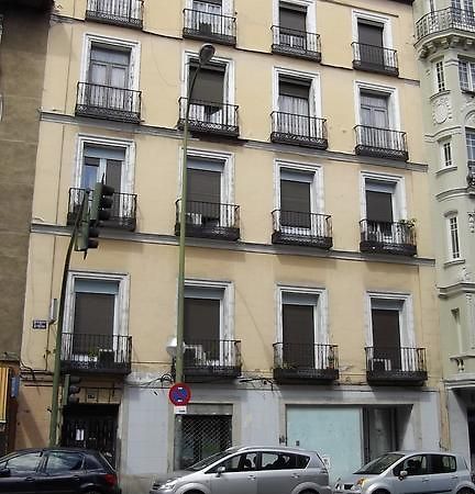 Hostal Rivera - Atocha Μαδρίτη Εξωτερικό φωτογραφία