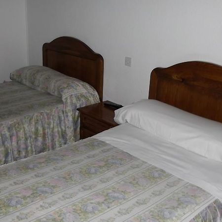Hostal Rivera - Atocha Μαδρίτη Εξωτερικό φωτογραφία
