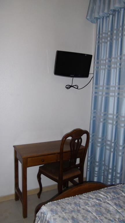 Hostal Rivera - Atocha Μαδρίτη Εξωτερικό φωτογραφία