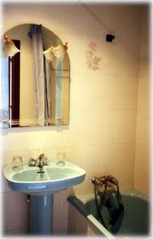 Hostal Rivera - Atocha Μαδρίτη Εξωτερικό φωτογραφία